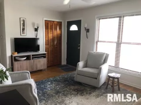 2121 Sangamon Ave, Springfield, IL 62702 photo 5