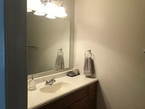 2121 Sangamon Ave, Springfield, IL 62702 photo 16