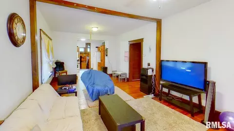 2113 S 1st St, Springfield, IL 62704 photo 5