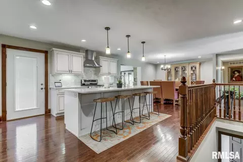 45 Vivian Ln, Springfield, IL 62712 photo 10