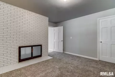 45 Vivian Ln, Springfield, IL 62712 photo 35