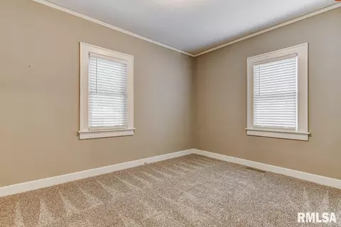 1025 N Walnut St, Springfield, IL 62702 photo 19