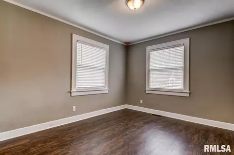 1025 N Walnut St, Springfield, IL 62702 photo 27