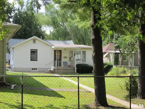 1617 N 13th St, Springfield, IL 62702 photo 1