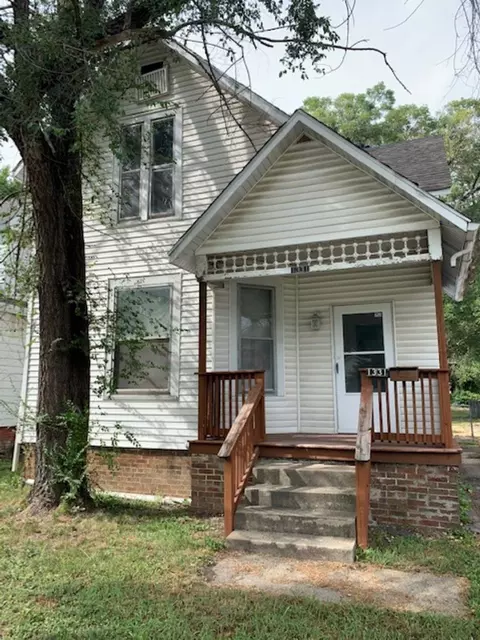 1331 E South Grand Ave, Springfield, IL 62702 photo 1