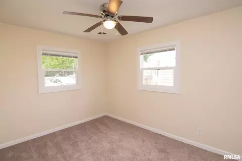 23 Bunn Ct, Springfield, IL 62703 photo 9
