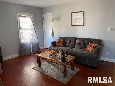 2644 S 4th St, Springfield, IL 62703 photo 3
