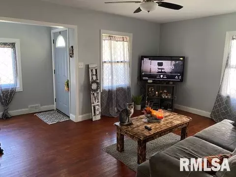 2644 S 4th St, Springfield, IL 62703 photo 4