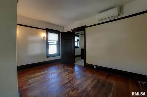 623 S Walnut St, Springfield, IL 62704 photo 36