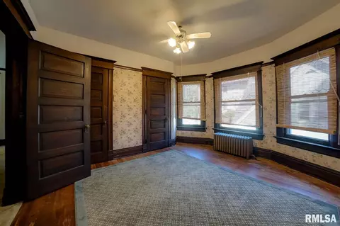 623 S Walnut St, Springfield, IL 62704 photo 37