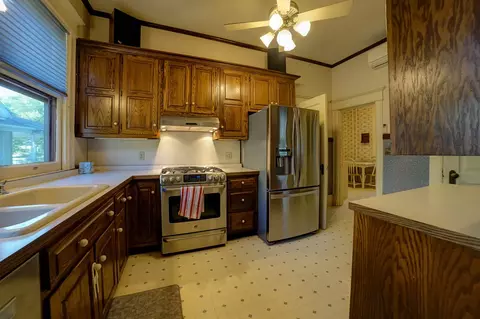 623 S Walnut St, Springfield, IL 62704 photo 25