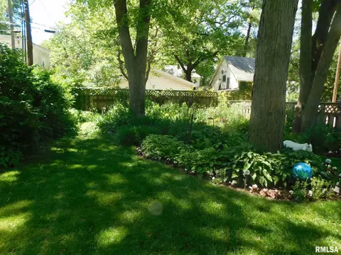 623 S Walnut St, Springfield, IL 62704 photo 46