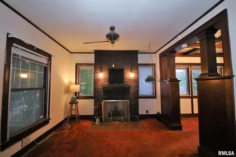 1032 S Spring St, Springfield, IL 62704 photo 9