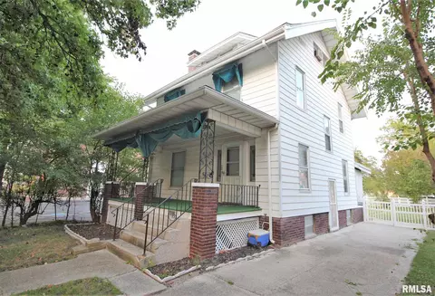1032 S Spring St, Springfield, IL 62704 photo 3