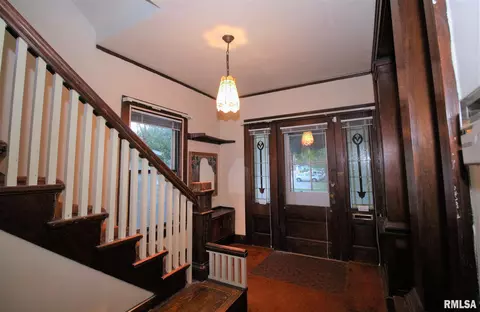 1032 S Spring St, Springfield, IL 62704 photo 7