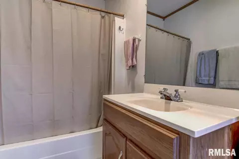 1243 Mossman St, Springfield, IL 62702 photo 23