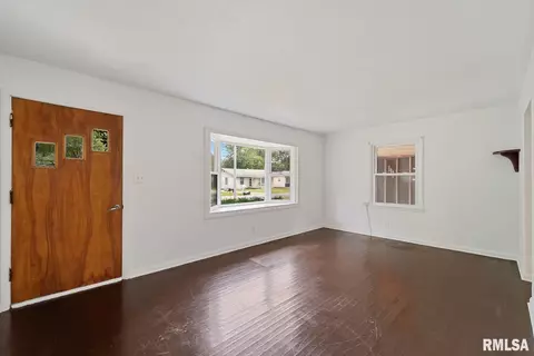 3329 Mars Ave, Springfield, IL 62707 photo 8