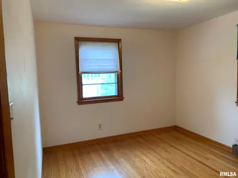 40 Glen Aire Ave, Springfield, IL 62703 photo 12