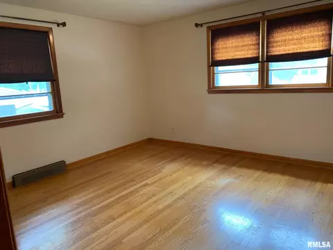40 Glen Aire Ave, Springfield, IL 62703 photo 13