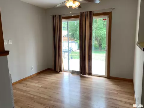 40 Glen Aire Ave, Springfield, IL 62703 photo 6