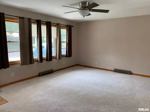 40 Glen Aire Ave, Springfield, IL 62703 photo 3