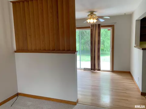 40 Glen Aire Ave, Springfield, IL 62703 photo 5