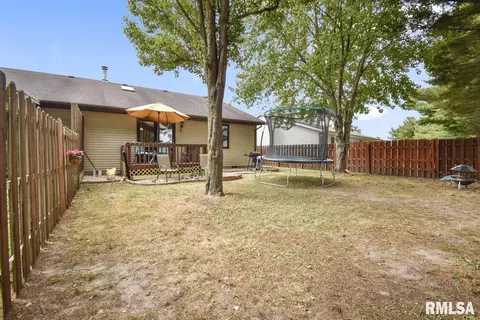 5216 Carlton St, Springfield, IL 62703 photo 4