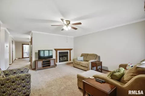 5216 Carlton St, Springfield, IL 62703 photo 8