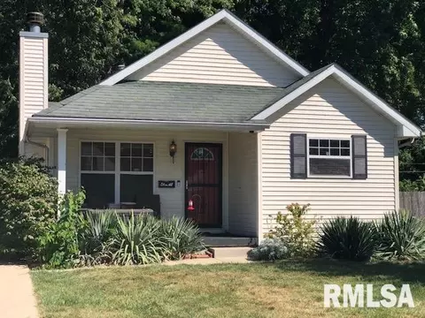 2221 E Brown St, Springfield, IL 62703 photo 1