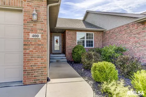 400 Oxley Dr, Springfield, IL 62711 photo 2