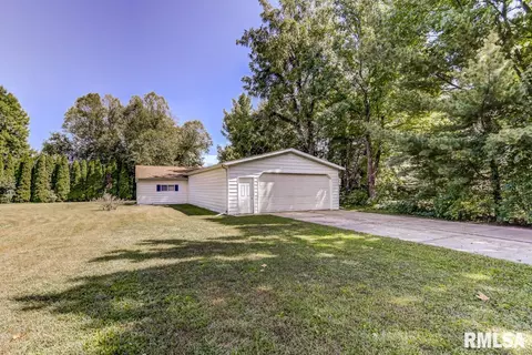 3266 Hilltop Rd, Springfield, IL 62712 photo 5