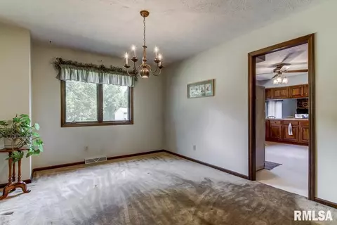 3266 Hilltop Rd, Springfield, IL 62712 photo 22
