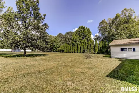 3266 Hilltop Rd, Springfield, IL 62712 photo 9