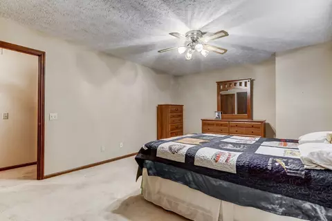 3266 Hilltop Rd, Springfield, IL 62712 photo 15