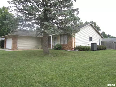 2944 Flowerbrook Ct, Springfield, IL 62702 photo 2