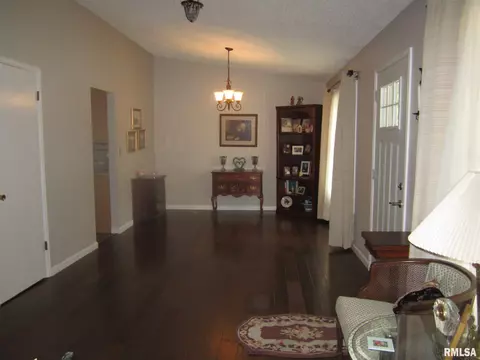 2944 Flowerbrook Ct, Springfield, IL 62702 photo 8
