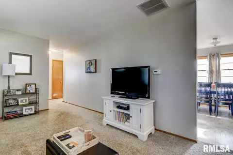 1712 N 23rd St, Springfield, IL 62702 photo 5