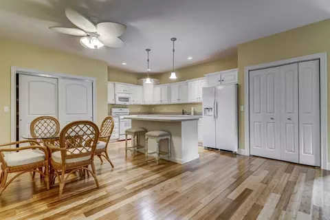 2604 Montega Dr, Springfield, IL 62704 photo 9