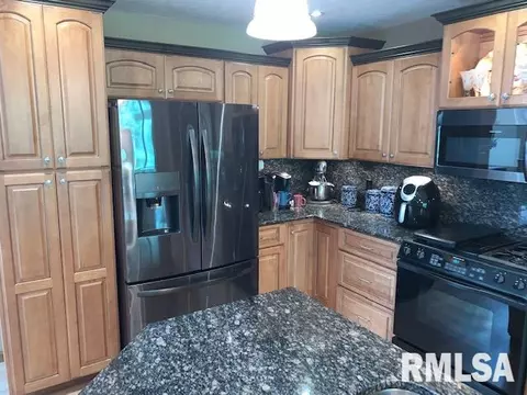 59 Frontier Lake Dr, Springfield, IL 62707 photo 10