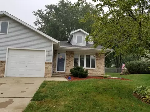 2401 Raleigh Rd, Springfield, IL 62704 photo 1