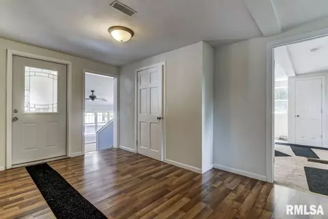 1048 Tansey Ave, Springfield, IL 62707 photo 5