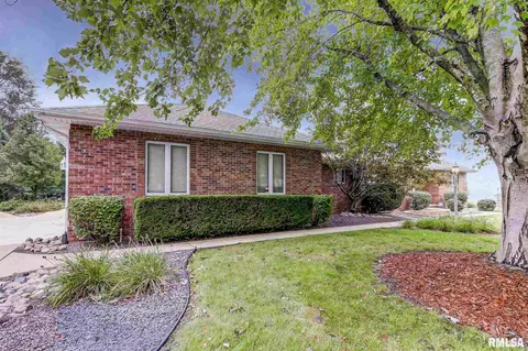 4017 Almahurst Dr, Springfield, IL 62712 photo 1