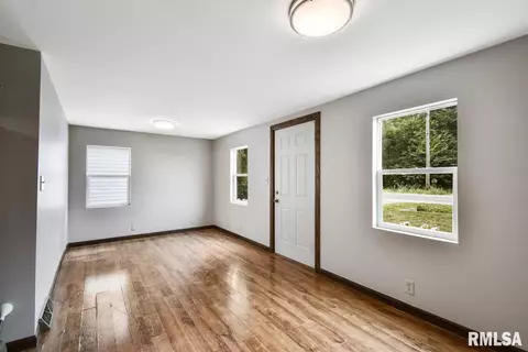 5158 Cockrell Ln, Springfield, IL 62707 photo 5