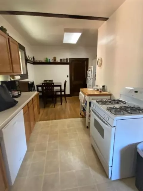225 S Douglas Ave, Springfield, IL 62704 photo 10