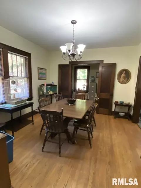 225 S Douglas Ave, Springfield, IL 62704 photo 6