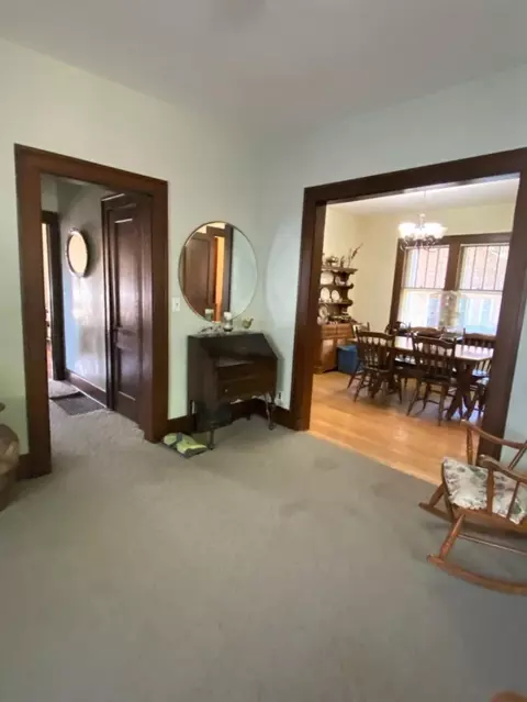 225 S Douglas Ave, Springfield, IL 62704 photo 4