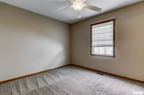 3209 Sequoia Dr, Springfield, IL 62712 photo 23