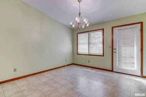 3209 Sequoia Dr, Springfield, IL 62712 photo 12