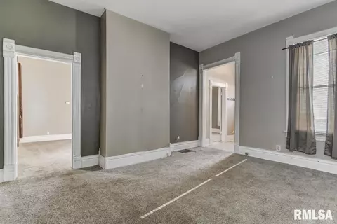 1311 S Pasfield St, Springfield, IL 62702 photo 4