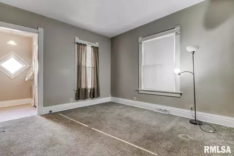 1311 S Pasfield St, Springfield, IL 62702 photo 3
